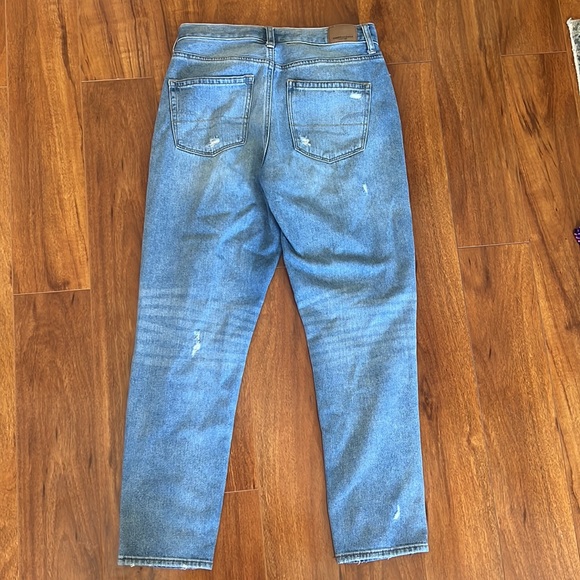 American Eagle Mom Jeans - Picture 3 of 5